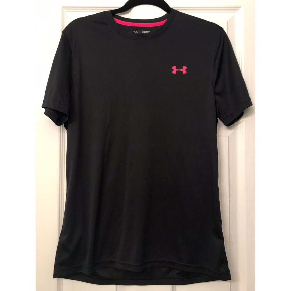 Loose Fit Heat Gear Black UnderArmour Gym Shirt